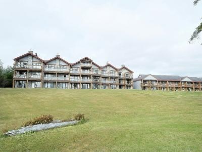 ビーチから見たホテル