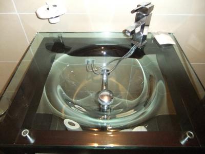 ハイデザインだけど使いやすい洗面所。