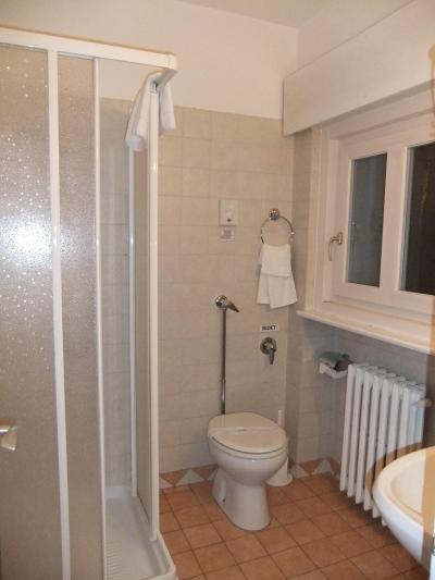 シャワールームは独立タイプでとても使い勝手が良かったです。