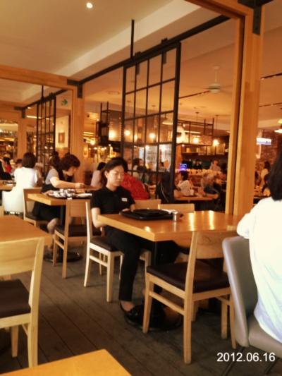 オススメはフードコート