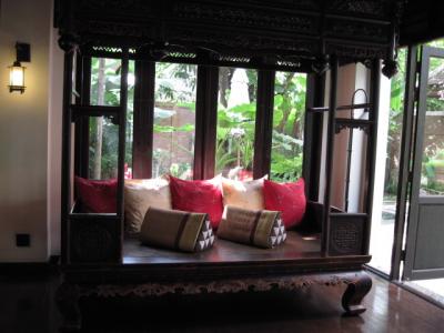 タイの伝統家屋を改装、インテリアも素敵