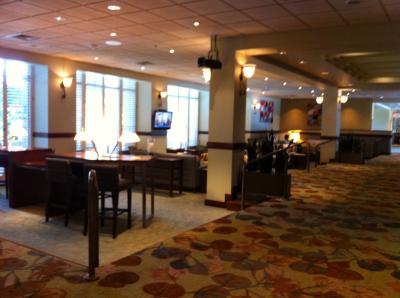 ロビーエリアもゆったりとリゾートの雰囲気