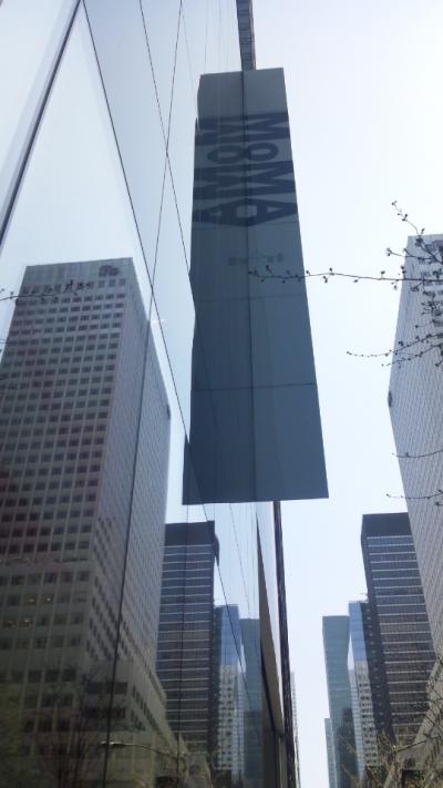 アンディーホール作品が見たくて。