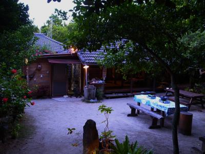 フクギ並木にある、懐かしい古民家のお店