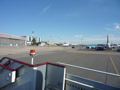 市内に行くには不便な空港