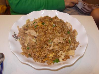 飛び込みでチャレンジしてみたら…意外と美味しかったです。