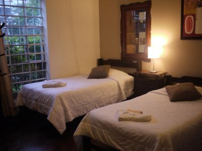 交通の便がいいミラフローレスのエコノミーＢ＆Ｂ