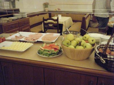 ブッフェタイプ