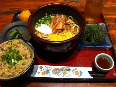 一人でも入れる沖縄料理のお店