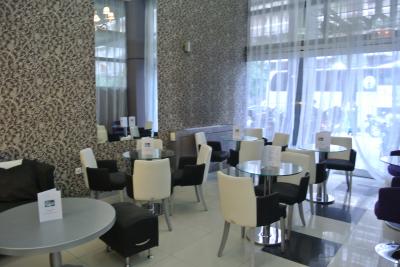 ロビーに入ったときは小奇麗なホテルと思ったのですが・・・