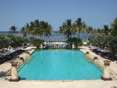 ハネムーン旅行