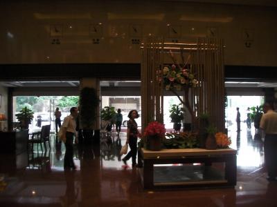 わりに広いロビー