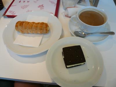 六花亭本店喫茶室ならでは！