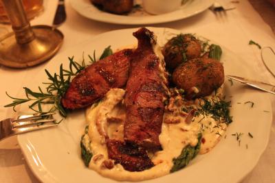 味と雰囲気は抜群！値段はちょっと高め。