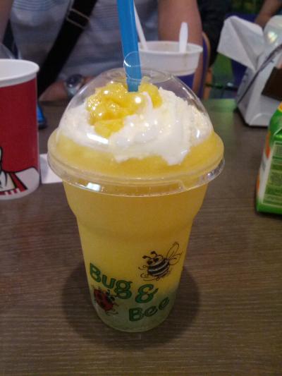 エンポリウム・フード・ホール！駅直結でいきやすい