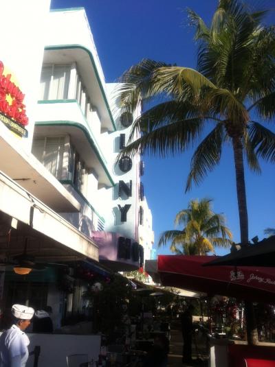 サウスビーチはお洒落なアールデコ風な建物がいっぱい