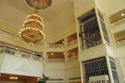 豪華なディズニーホテル