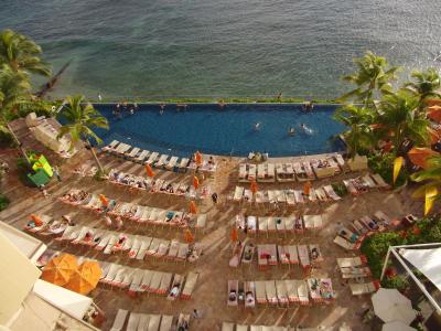 快適なホテル　日本人スタッフのサービスがうれしい