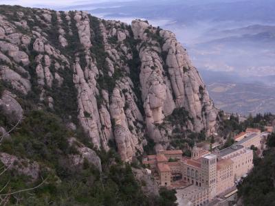 すごい変です(笑)。