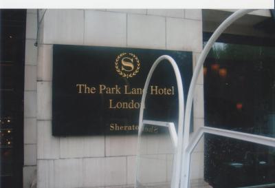 バッキンガム宮殿まですぐの立地