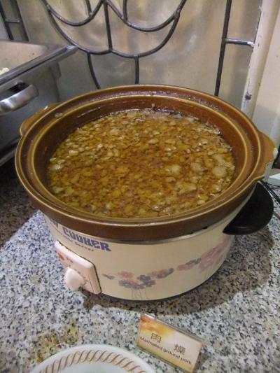 朝食：「肉燥」（バーソー）