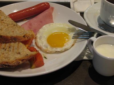 香港国際空港店を利用しました