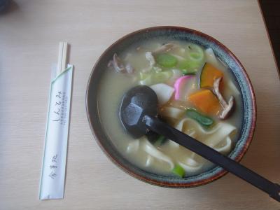 タクシーの運転手さんイチオシ☆石和温泉駅、ほうとう屋さん『しんとみ』