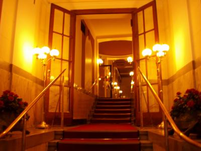 エントランスを入った様子