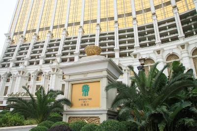 お城のような外観