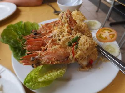 タイガープローンとビールで乾杯！