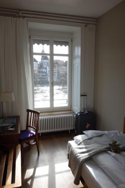 こんな感じの部屋でした・・・