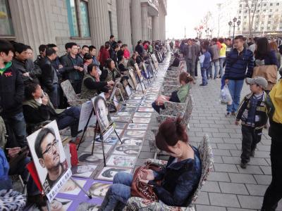 見本のデッサンとは実際は異なる。