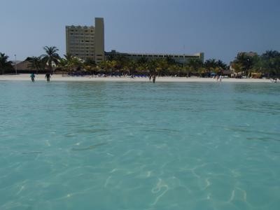 ビーチを振り返って