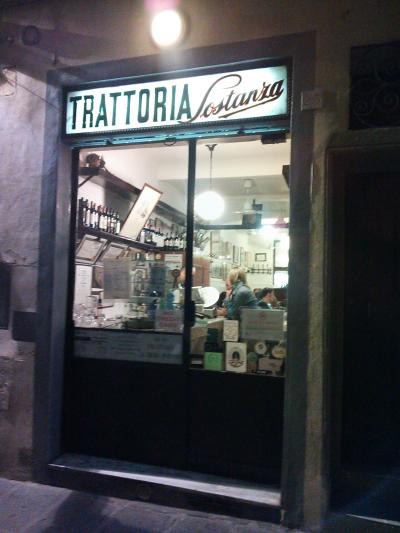 予約必須！下町の大衆食堂Trattoria Sostanza