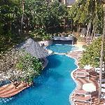 カタビーチの北側にあります