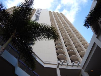 ワイキキの中心まで遠い！