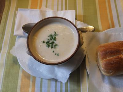 ホワイトアスパラバスのスープ