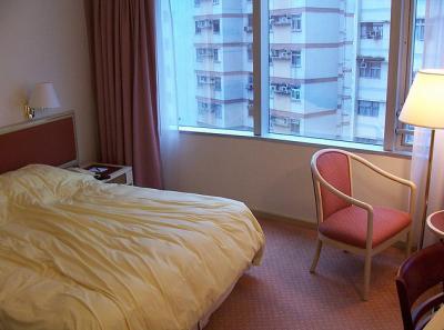 香港の安いホテルでこの部屋なら上等！