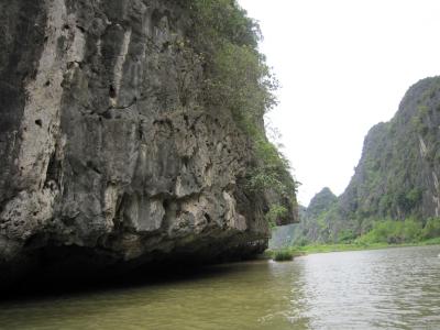 陸のハロン湾と押し売りおばさん