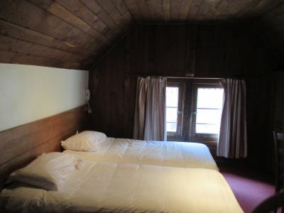 山小屋風のお部屋