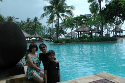 ベランダからプールへ