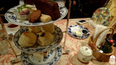 イングリッシュカフェでアフタヌーンティー♪