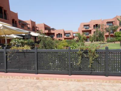 プールサイドから