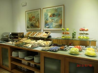 朝食ビュッフェ