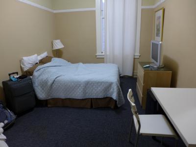 テレビ、冷蔵庫付き