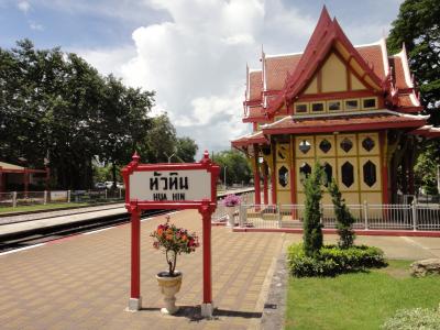 ホアヒン訪問時は必ず行きましょう。札幌の時計台と同じかな。