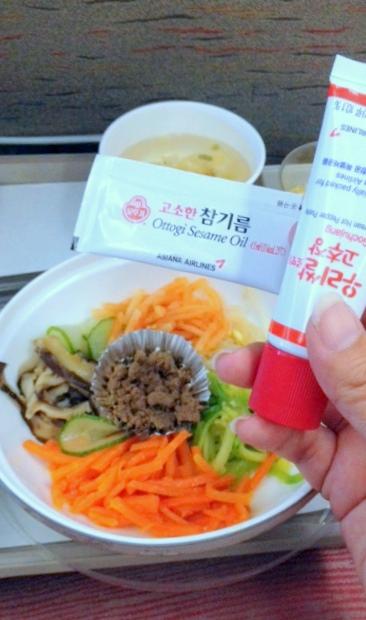 機内食が即出てくる！（笑）