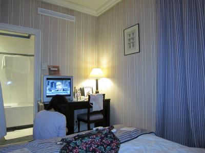 狭いけどパリならこんなもん？