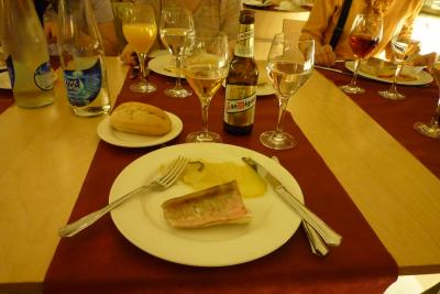 ホテルでの夕食(メイン）淡白な魚料理はうれしかった。