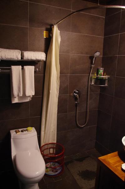 バスルーム。バスタブはなし。